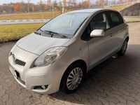 Gebraucht Daihatsu Charade 101 PS (74 kW) 2011 Silber Kleinwagen