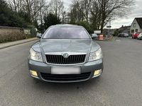 Gebraucht Skoda Octavia 160 PS (117 kW) 2012 Grau Limousine