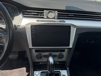 Second-hand VW Passat 120 CP (88 kW) 2019 Roșu Break