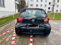Gebraucht Toyota Aygo 68 PS (50 kW) 2007 Schwarz Kleinwagen