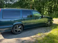 Gebraucht Volvo V70 144 PS (105 kW) 1998 Grün Kombi