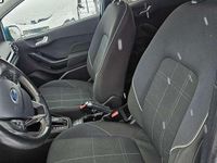 Gebraucht Ford Fiesta Cool & Connect 101 PS (74 kW) 2017 Blau Kleinwagen