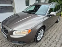 Gebraucht Volvo V70 Momentum 136 PS (100 kW) 2012 Beige Kombi