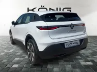 Gebraucht Renault Megane E-Tech Evolution 96 kW (131 PS) 2023 Weiß Limousine