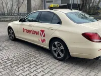 Gebraucht Mercedes E200 Premium 150 PS (110 kW) 2019 Gelb Limousine