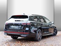Gebraucht VW Passat R-line 193 PS (141 kW) 2024 Schwarz Kombi