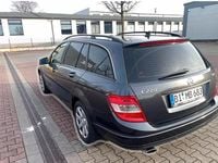 Gebraucht Mercedes C220 170 PS (125 kW) 2011 Schwarz Kombi