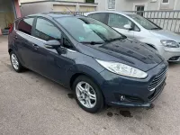 Gebraucht Ford Fiesta Titanium 101 PS (74 kW) 2014 Blau Kleinwagen