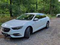 Gebraucht Opel Insignia Innovation 165 PS (121 kW) 2017 Weiß Limousine