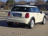 Gebraucht Mini Cooper 136 PS (100 kW) 2015 Weiß Kleinwagen