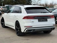 Używany Audi Q8 S-line plus 286 KM (210 kW) 2018 Biały SUV