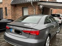 Gebraucht Audi A3 115 PS (84 kW) 2019 Grau Limousine