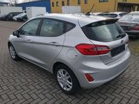Gebraucht Ford Fiesta 95 PS (69 kW) 2021 Polarsilber metallic Kleinwagen