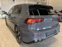 Usata VW Golf VIII R-line 150 CV (110 kW) 2025 Grigio Berlina