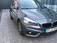 Gebraucht BMW 218 150 PS (110 kW) 2015 Grau Van / Kleinbus