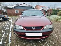 Gebraucht Opel Vectra 101 PS (74 kW) 1998 Limousine