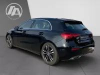Gebraucht Mercedes A180 Progressive 136 PS (100 kW) 2024 Kosmosschwarz Limousine