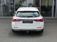 Gebraucht Mercedes E220 Avantgarde 197 PS (144 kW) 2025 Weiß Kombi