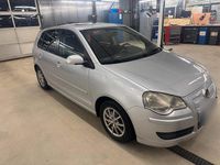 Gebraucht VW Polo 80 PS (58 kW) 2008 Silber Kleinwagen