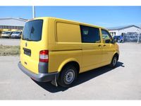 Gebraucht VW T5 84 PS (61 kW) 2011 Ginstergelb r1032 Van