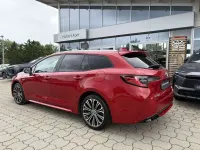 Gebraucht Toyota Corolla Team 184 PS (135 kW) 2021 Karminarot/schwarz Kombi