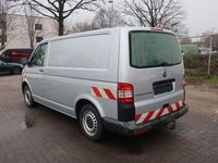 Gebraucht VW T5 140 PS (102 kW) 2014 Silber Van