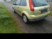 Używany Ford Fiesta 60 KM (44 kW) 2007 Żółty Hatchback