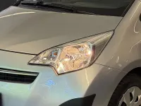 Gebraucht Toyota Verso-S Life 99 PS (72 kW) 2012 Silber Van / Kleinbus