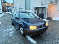 Gebraucht VW Golf IV 77 PS (56 kW) 2003 Blau Kleinwagen