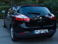 Gebraucht Renault Mégane III Bose Edition 116 PS (85 kW) 2012 Schwarz Limousine