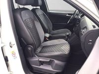 Gebraucht VW Tiguan R-line 150 PS (110 kW) 2023 Weiß SUV