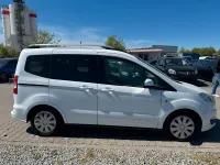 Gebraucht Ford Tourneo Courier 95 PS (69 kW) 2016 Weiß Van / Kleinbus