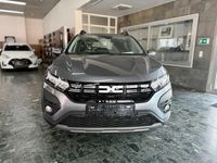 Neu Dacia Sandero Expression 101 PS (74 kW) 2025 Grau SUV