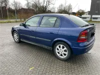 Gebraucht Opel Astra 103 PS (75 kW) 2004 Blau Limousine