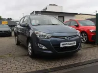 Gebraucht Hyundai i20 Edition 86 PS (63 kW) 2013 Andere Kleinwagen
