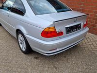 Gebraucht BMW 318 143 PS (105 kW) 2002 Silber Coupé