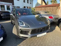 Gebraucht Porsche Cayenne 441 PS (324 kW) 2020 Grau SUV