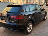 Gebraucht Audi A3 Ambiente 105 PS (77 kW) 2013 Schwarz Limousine