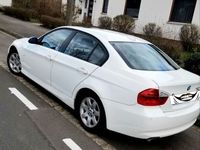 gebraucht BMW 320 i -