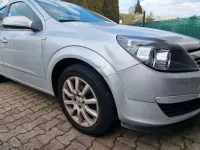 Usata Opel Astra 105 CV (77 kW) 2004 Argento Berlina