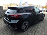 Gebraucht Ford Focus ST-Line X 155 PS (114 kW) 2024 Obsidianschwarz metallic Limousine