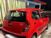Gebraucht Hyundai i10 60 PS (44 kW) 2009 Rot Kleinwagen