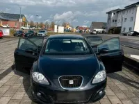 Używany Seat Leon Copa 105 KM (77 kW) 2012 Czarny Sedan/Limuzyna