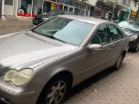 Gebraucht Mercedes C220 143 PS (105 kW) 2003 Silber Limousine