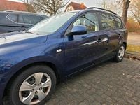 Gebraucht Hyundai i30 109 PS (80 kW) 2009 Blau Kombi