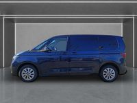 Second-hand VW Multivan Life 150 CP (110 kW) 2023 Albastru Monovolum