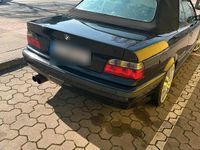 Gebraucht BMW 318 Cabriolet 118 PS (86 kW) 1995 Schwarz Cabrio