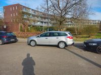 Gebraucht Ford Focus 101 PS (74 kW) 2016 Silber Kombi