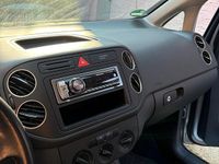 Gebraucht VW Golf V 100 PS (73 kW) 2008 Silber Kombi