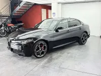 Second-hand Alfa Romeo Giulia Veloce 280 CP (205 kW) 2022 Negru Berlinǎ